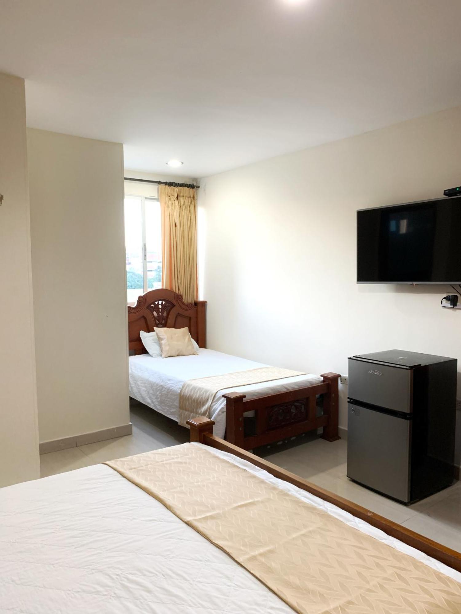 Hotel Continental Plaza Barranquilla Барранкилья Экстерьер фото